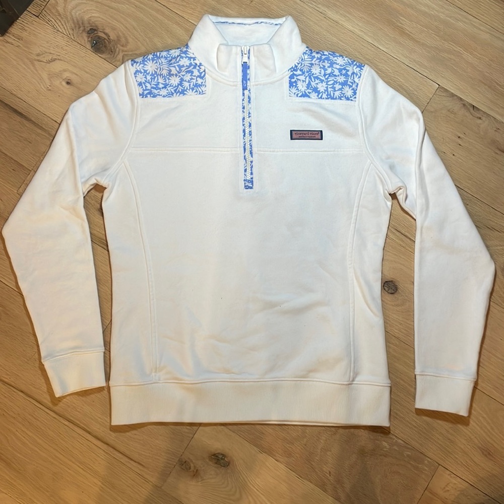 Vineyard vines quarter zip sweatshirt